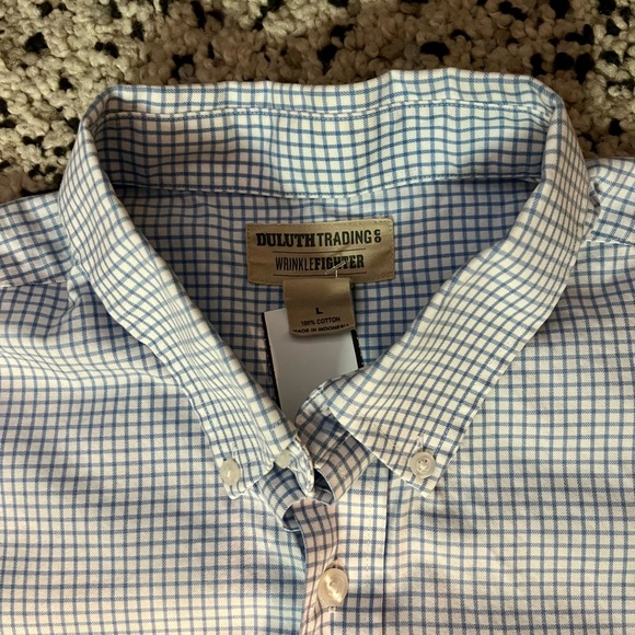 Duluth Trading Button Down Shirt Men Large Blue White Plaid Wrinkle Fighter - Picture 2 of 4